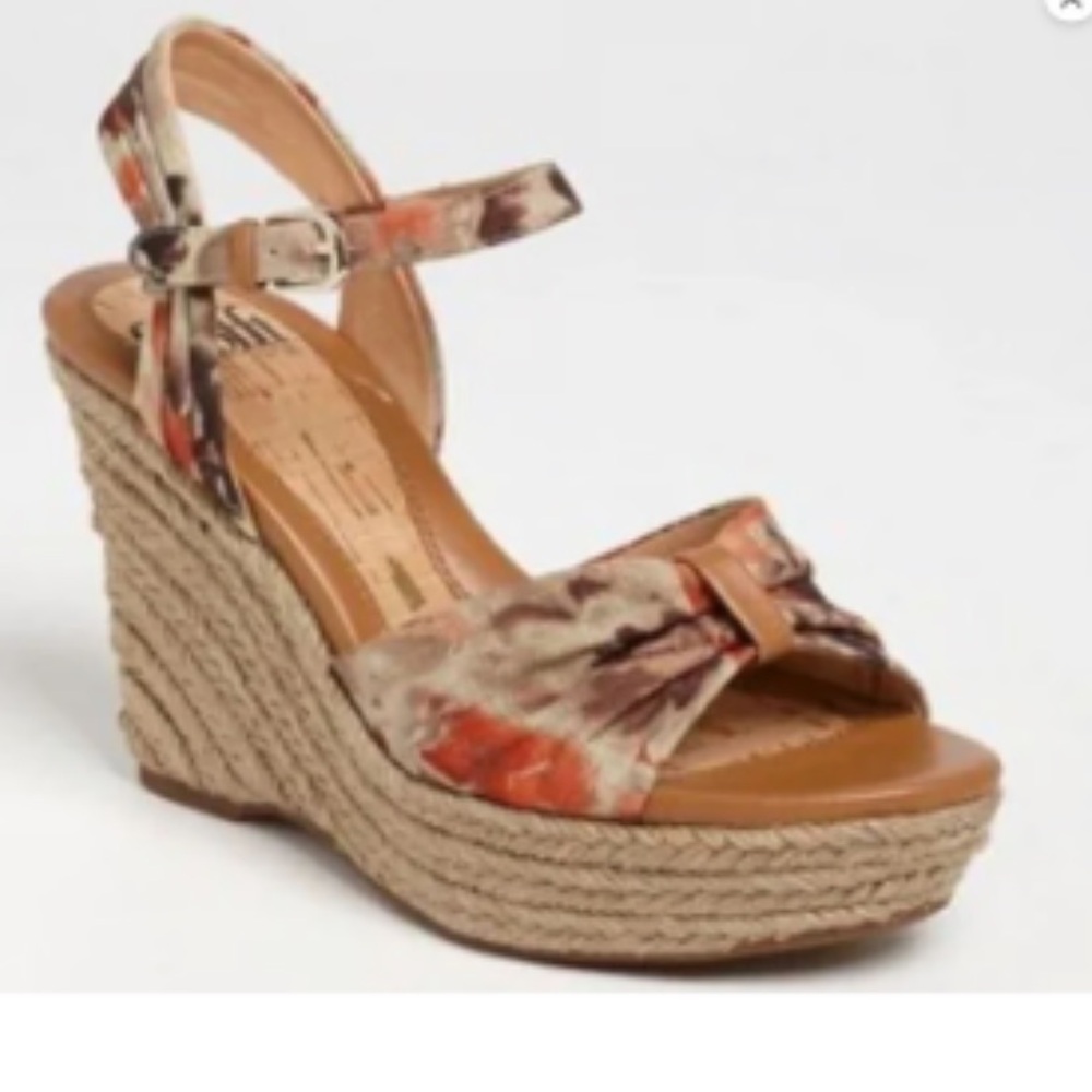 - Sofft Peggie Tropical Espadrille Wedges Sandals Size 9.5
#B